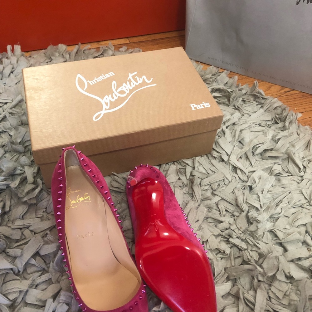 Shoes - Picture 4 of 4